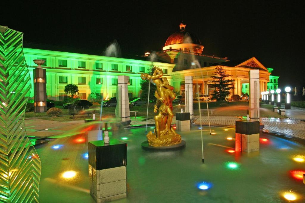 Shanghai Dazhong International Conference Hotel 外观 照片