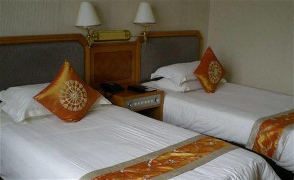 Shanghai Dazhong International Conference Hotel 外观 照片